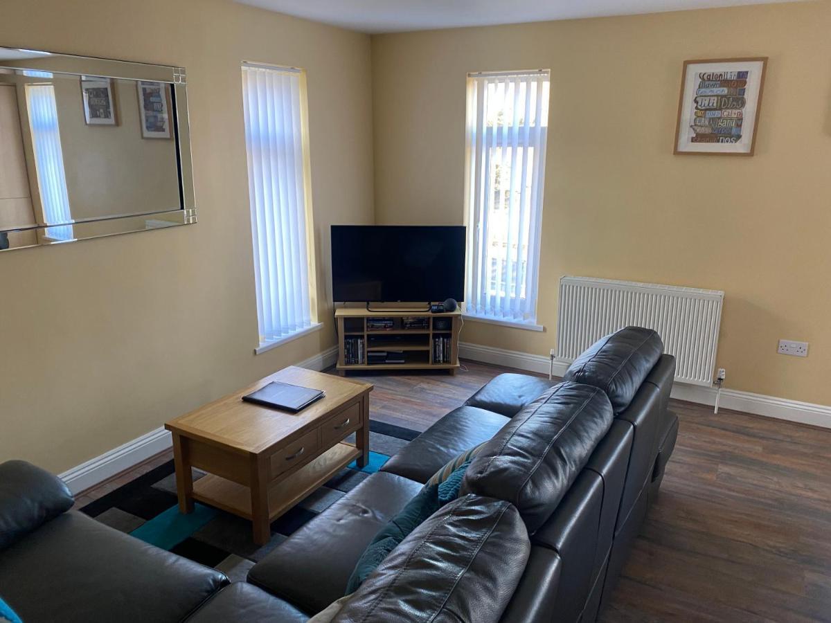 Station House Appartement Merthyr Tydfil Buitenkant foto